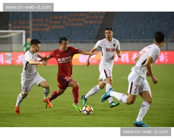 中超时代的绝响:重温权健vs恒大巅峰对决,那段被录像回放定格的野心与荣光 中超时代的绝响:重温权健vs恒大巅峰对决,那段被录像回放定格的野心与荣光